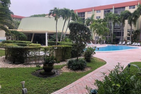 Condominio en alquiler en Fort Lauderdale, Florida, 2 dormitorios, 86.21 m2 № 2074951 - foto 16