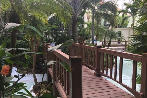 Condominio en alquiler en Fort Lauderdale, Florida, 2 dormitorios, 86.21 m2 № 2074951 - foto 13