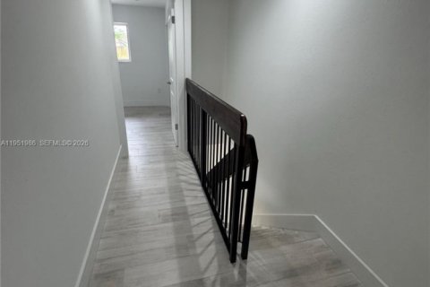 Touwnhouse à vendre à Miami, Floride: 2 chambres, 88.63 m2 № 2006124 - photo 23