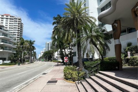 Copropriété à vendre à Miami Beach, Floride: 37.16 m2 № 1951429 - photo 4