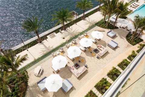 Купить кондоминиум в Майами, Флорида 1 спальня, 87.7м2, № 2005928 - фото 30