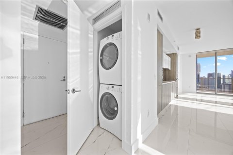 Купить кондоминиум в Майами, Флорида 1 спальня, 87.7м2, № 2005928 - фото 17