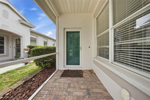 Villa ou maison à vendre à Wesley Chapel, Floride: 2 chambres, 127.46 m2 № 2137462 - photo 7
