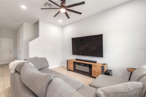 Townhouse in Sanford, Florida 3 bedrooms, 146.32 sq.m. № 1820443 - photo 9