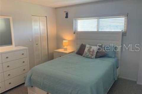 Condominio en alquiler en Saint Petersburg, Florida, 2 dormitorios, 90.12 m2 № 1901658 - foto 17