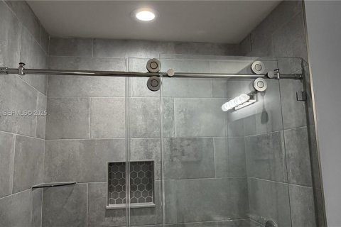 Villa ou maison à vendre à Lehigh Acres, Floride: 3 chambres № 2063025 - photo 5