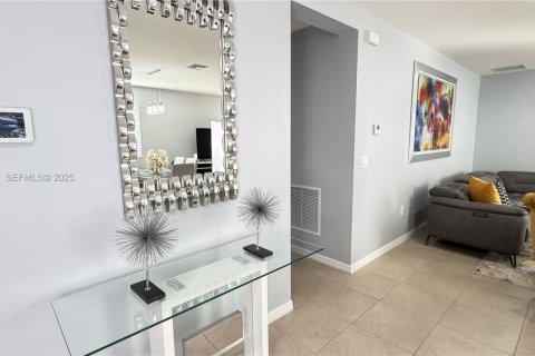 Villa ou maison à vendre à Lehigh Acres, Floride: 3 chambres № 2063025 - photo 18