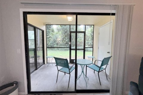 Condo in Saint Petersburg, Florida, 2 bedrooms  № 2205549 - photo 19