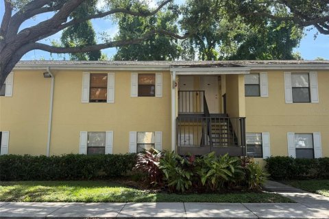 Condo in Saint Petersburg, Florida, 2 bedrooms  № 2205549 - photo 3