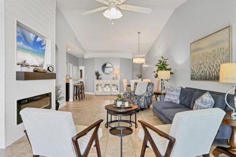 Condominio en venta en Bradenton, Florida, 3 dormitorios, 151.24 m2 № 1870261 - foto 9