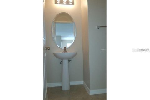 Adosado en alquiler en Brandon, Florida, 3 dormitorios, 154.68 m2 № 1813326 - foto 13