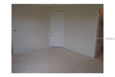 Adosado en alquiler en Brandon, Florida, 3 dormitorios, 154.68 m2 № 1813326 - foto 8