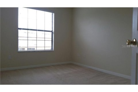 Adosado en alquiler en Brandon, Florida, 3 dormitorios, 154.68 m2 № 1813326 - foto 9