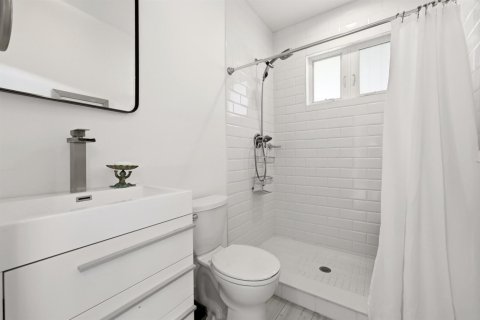 Villa ou maison à vendre à North Palm Beach, Floride: 3 chambres, 191.94 m2 № 2088094 - photo 18