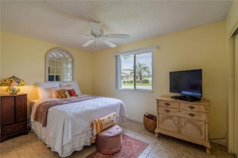 Villa ou maison à vendre à Ocala, Floride: 3 chambres, 142.33 m2 № 2226198 - photo 19