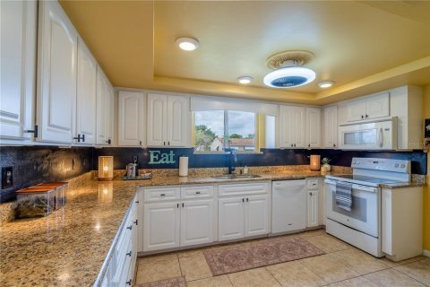 Villa ou maison à vendre à Ocala, Floride: 3 chambres, 142.33 m2 № 2226198 - photo 9