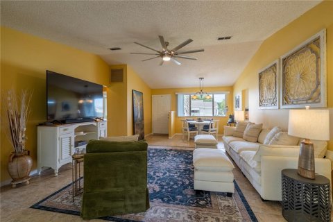 Villa ou maison à vendre à Ocala, Floride: 3 chambres, 142.33 m2 № 2226198 - photo 6