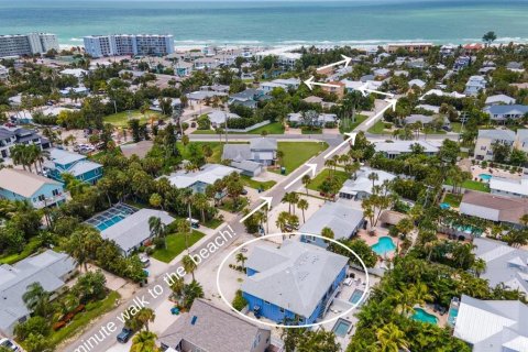 Villa ou maison à vendre à Bradenton Beach, Floride: 6 chambres, 249.72 m2 № 2297000 - photo 3