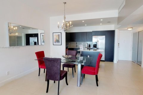 Condo in Sunny Isles Beach, Florida, 1 bedroom  № 1979825 - photo 15