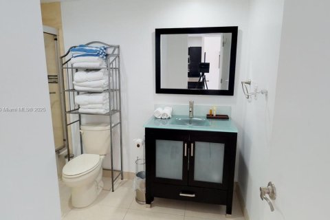 Condo in Sunny Isles Beach, Florida, 1 bedroom  № 1979825 - photo 18