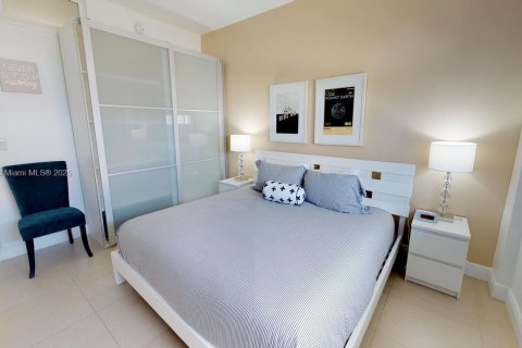 Condo in Sunny Isles Beach, Florida, 1 bedroom  № 1979825 - photo 21