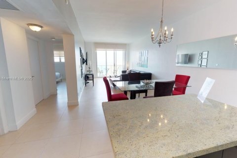 Condo in Sunny Isles Beach, Florida, 1 bedroom  № 1979825 - photo 6