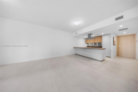 Copropriété à louer à Miami, Floride: 1 chambre, 77.02 m2 № 1966426 - photo 5