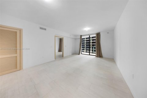 Copropriété à louer à Miami, Floride: 1 chambre, 77.02 m2 № 1966426 - photo 6