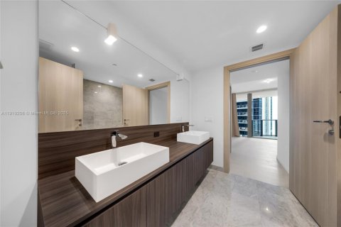 Copropriété à louer à Miami, Floride: 1 chambre, 77.02 m2 № 1966426 - photo 13