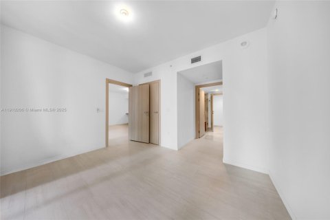 Copropriété à louer à Miami, Floride: 1 chambre, 77.02 m2 № 1966426 - photo 19