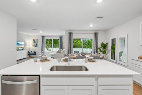 Villa ou maison à vendre à Spring Hill, Floride: 4 chambres, 169.83 m2 № 2408291 - photo 11