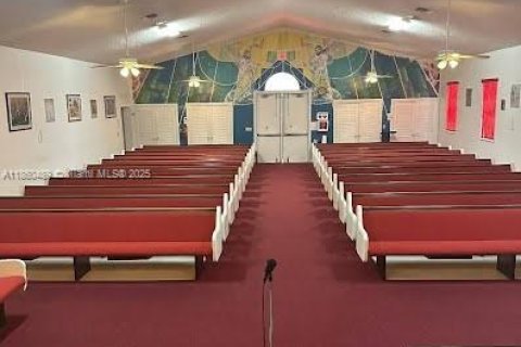 Propiedad comercial en venta en Fort Lauderdale, Florida № 1890994 - foto 3