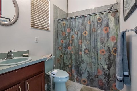 House in Howey-in-the-Hills, Florida 3 bedrooms, 299.89 sq.m. № 1130051 - photo 19