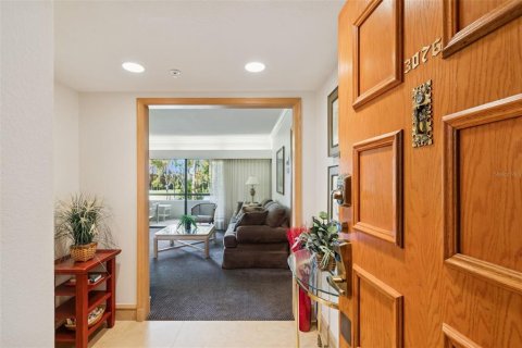 Condo in Palm Harbor, Florida, 2 bedrooms № 2127986 - photo 3