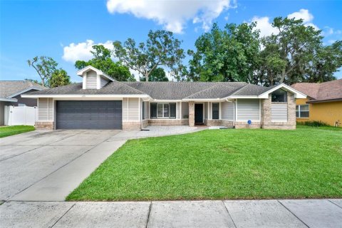 Villa ou maison à vendre à Winter Springs, Floride: 4 chambres, 191.94 m2 № 1774766 - photo 1