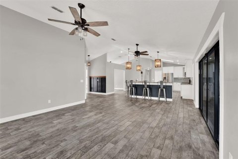 Villa ou maison à vendre à Winter Springs, Floride: 4 chambres, 191.94 m2 № 1774766 - photo 7