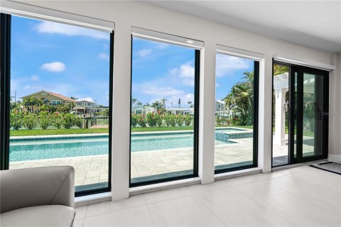Casa en venta en Madeira Beach, Florida, 3 dormitorios, 187.66 m2 № 1597411 - foto 24