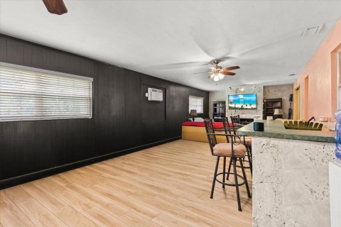 House in Lauderhill, Florida 4 bedrooms, 238.11 sq.m. № 2146686 - photo 9