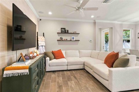 Townhouse in Lutz, Florida 4 bedrooms, 194.91 sq.m. № 2403601 - photo 7