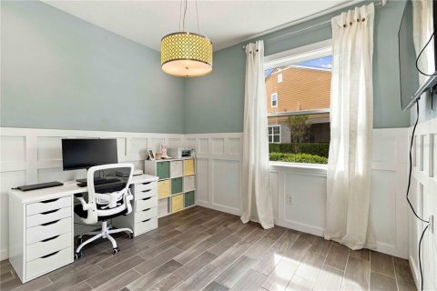 Townhouse in Lutz, Florida 4 bedrooms, 194.91 sq.m. № 2403601 - photo 11