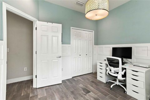 Townhouse in Lutz, Florida 4 bedrooms, 194.91 sq.m. № 2403601 - photo 12