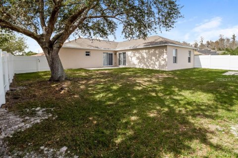 House in Kissimmee, Florida 4 bedrooms, 153.47 sq.m. № 2277816 - photo 14