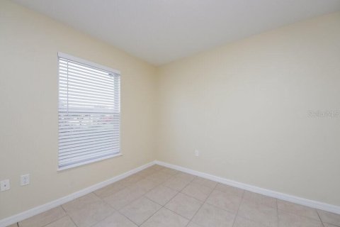 House in Kissimmee, Florida 4 bedrooms, 153.47 sq.m. № 2277816 - photo 12