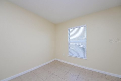 House in Kissimmee, Florida 4 bedrooms, 153.47 sq.m. № 2277816 - photo 11