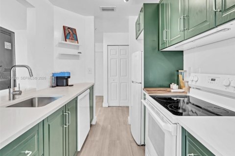 Condominio en alquiler en Miami Beach, Florida, 1 dormitorio, 76.18 m2 № 2003913 - foto 10