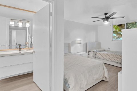 Condominio en alquiler en Miami Beach, Florida, 1 dormitorio, 76.18 m2 № 2003913 - foto 13