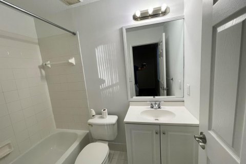 Touwnhouse à louer à West Palm Beach, Floride: 3 chambres, 123.47 m2 № 2401874 - photo 29