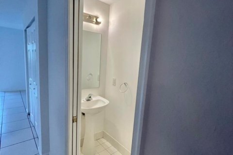 Touwnhouse à louer à West Palm Beach, Floride: 3 chambres, 123.47 m2 № 2401874 - photo 5