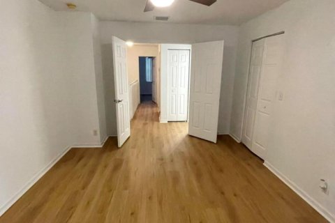 Touwnhouse à louer à West Palm Beach, Floride: 3 chambres, 123.47 m2 № 2401874 - photo 25