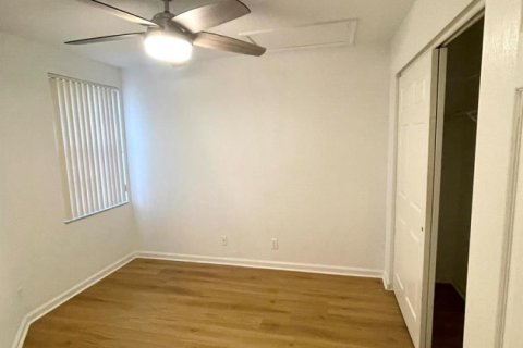 Touwnhouse à louer à West Palm Beach, Floride: 3 chambres, 123.47 m2 № 2401874 - photo 17